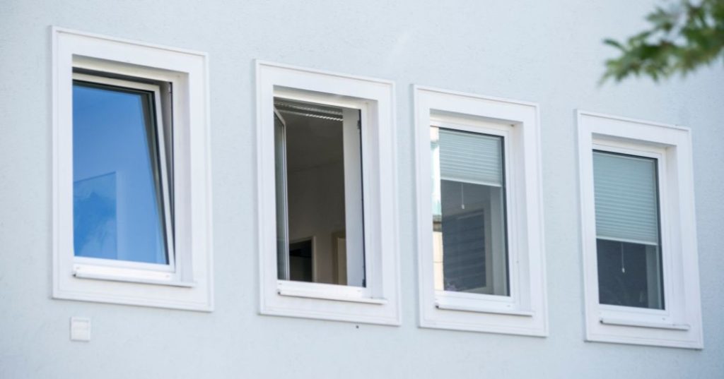 Janelas de vidro em Cotia